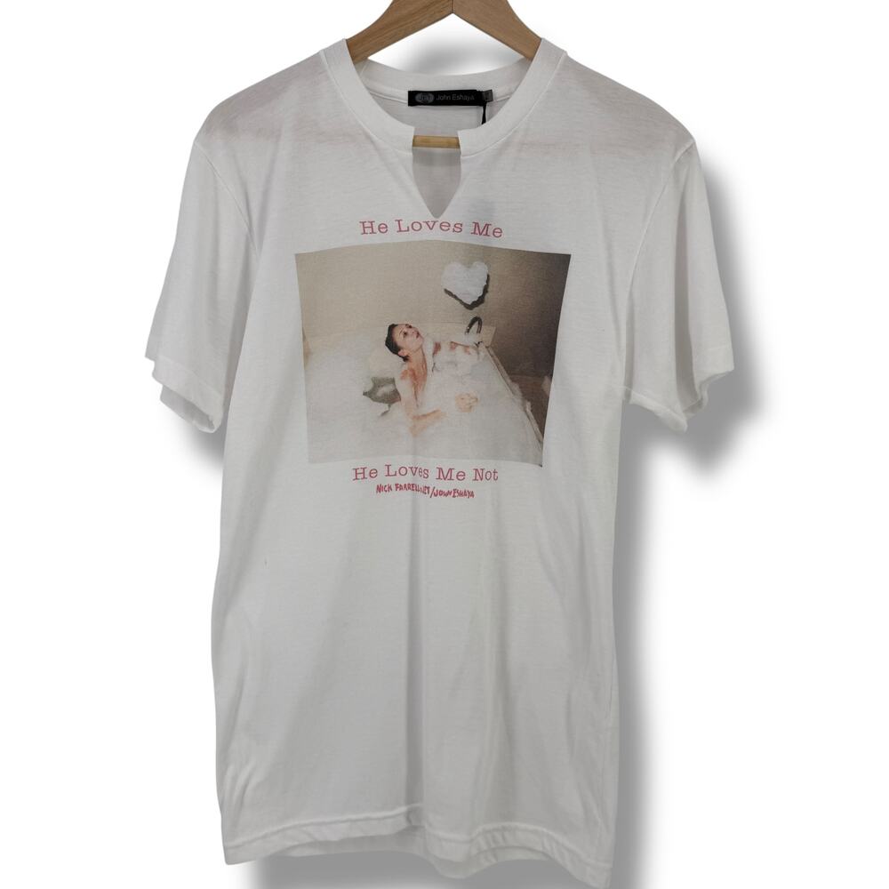 JEt John Eshaya Nick Farrell He Loves Me Not Graphic T Shirt Womens Sz Small